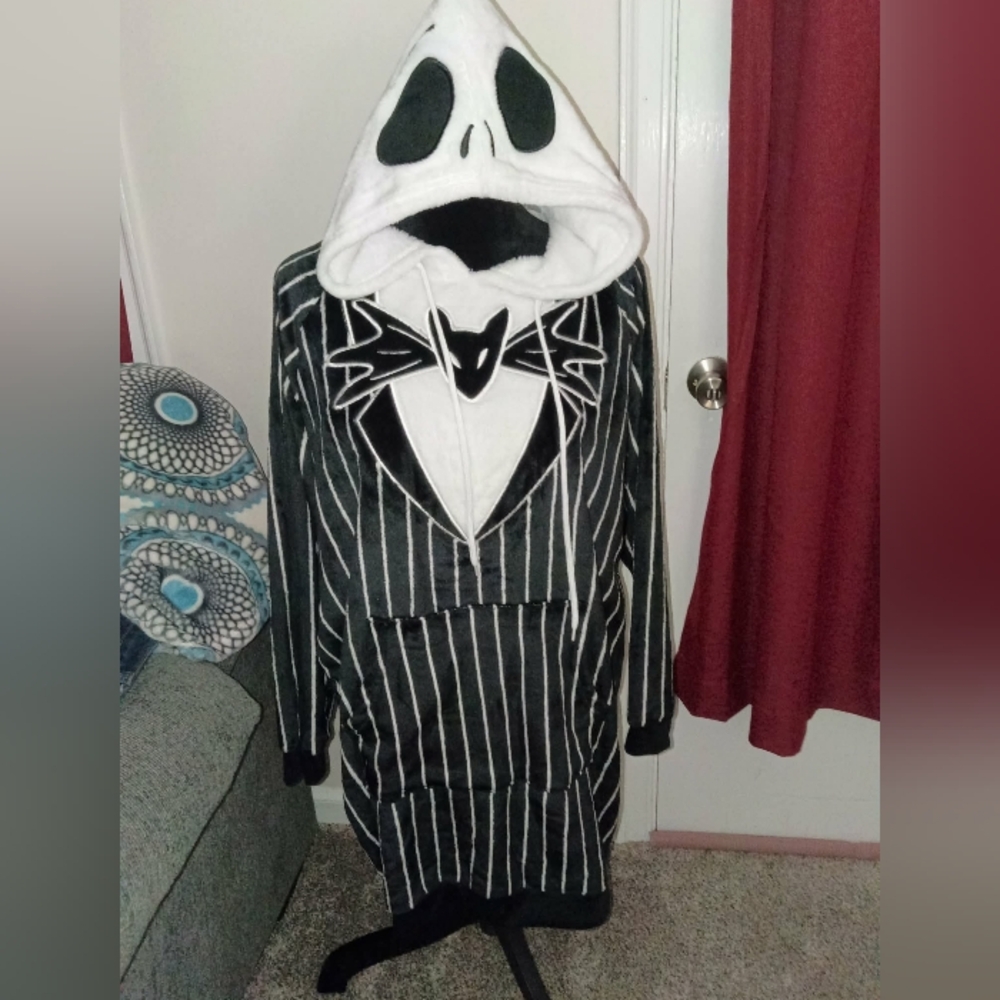 🆕 New Women's Large Jack Skellington Hooded Sleep Lounger Dress Pajama